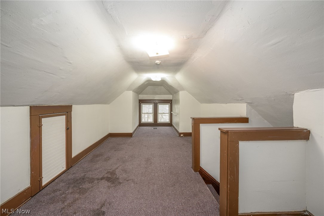 914 Delia Avenue Akron OH 44320