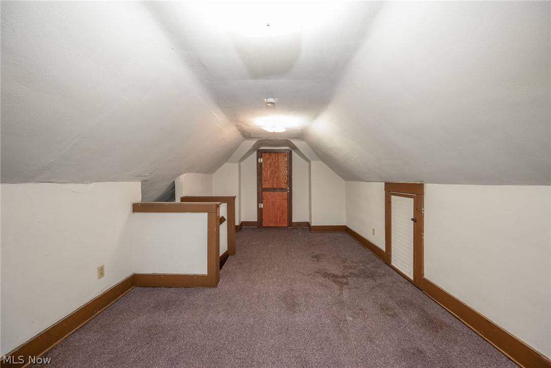 914 Delia Avenue Akron OH 44320