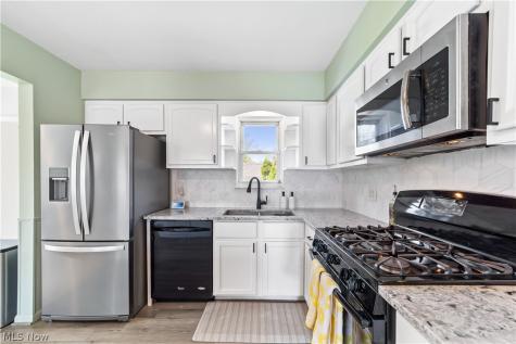 4040 W 213th Street Fairview Park OH 44126