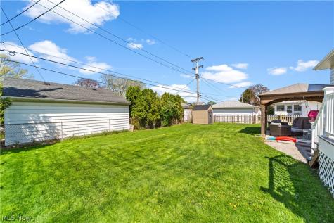4040 W 213th Street Fairview Park OH 44126