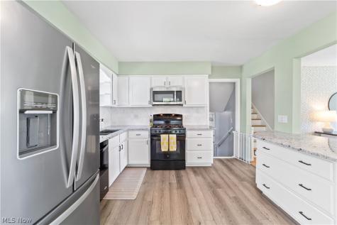 4040 W 213th Street Fairview Park OH 44126