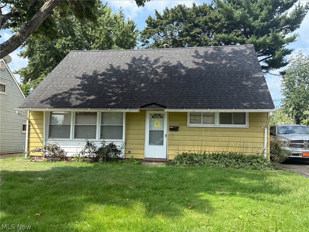 2230 Larchdale Drive Cuyahoga Falls OH 44221