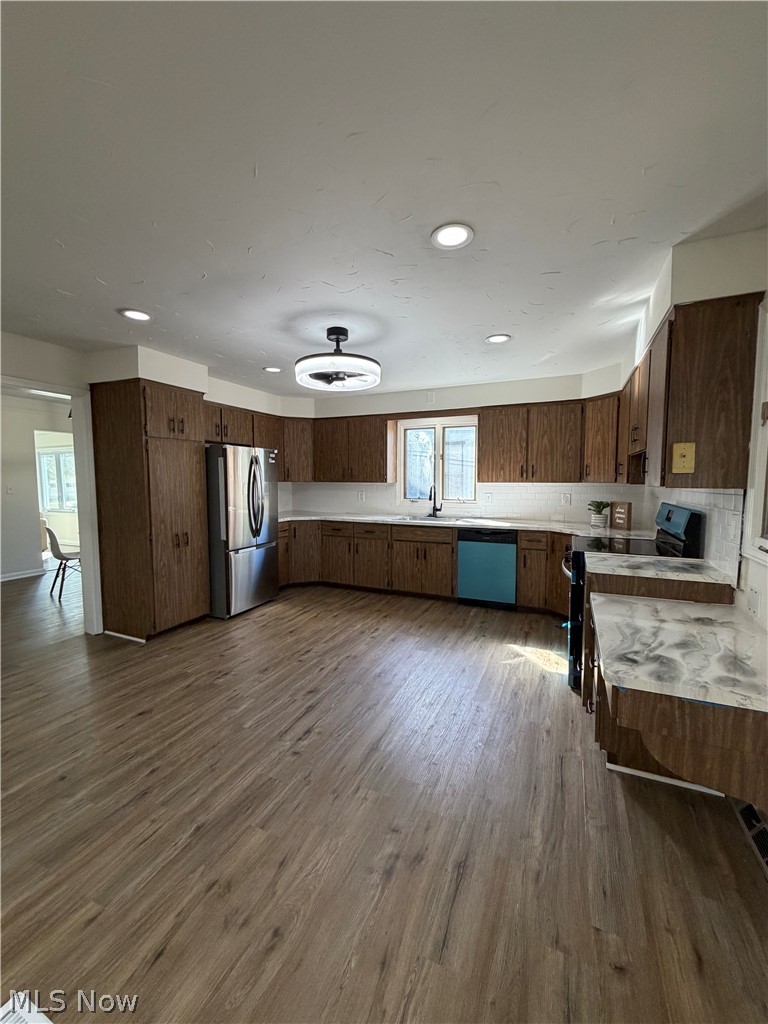 21561 Maydale Avenue Euclid OH 44123