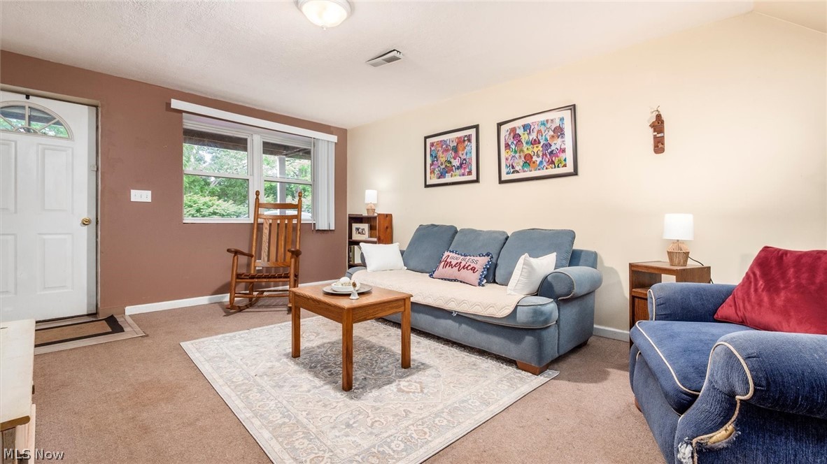 7945 Lakeview Drive Nashport OH 43830