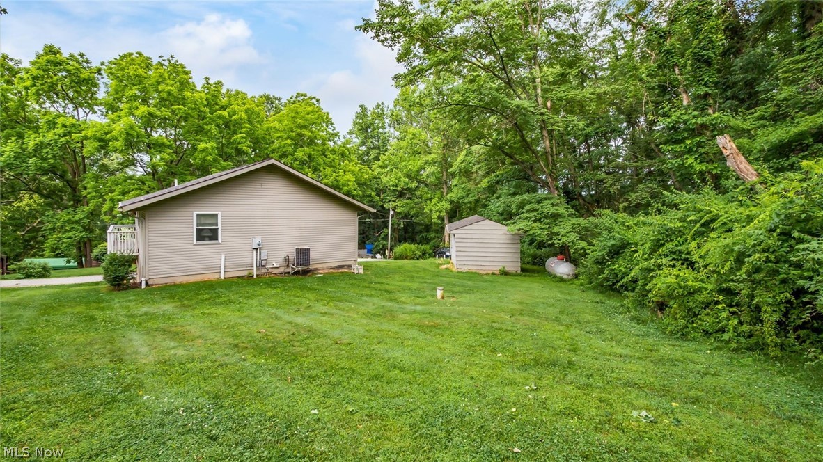 7945 Lakeview Drive Nashport OH 43830