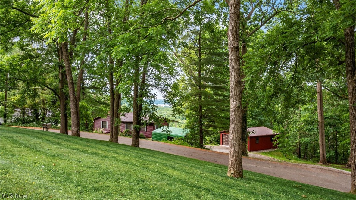 7945 Lakeview Drive Nashport OH 43830