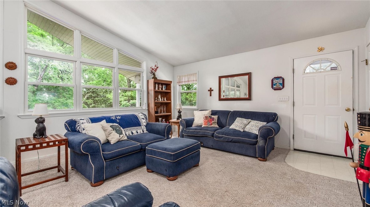 7945 Lakeview Drive Nashport OH 43830