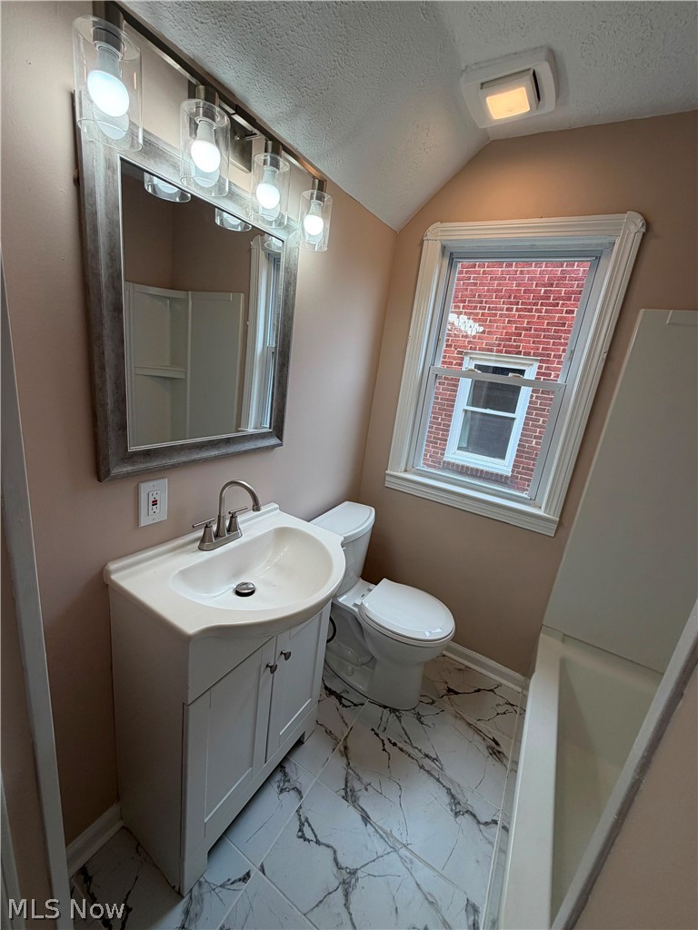 4275 W 137th Street Cleveland OH 44135
