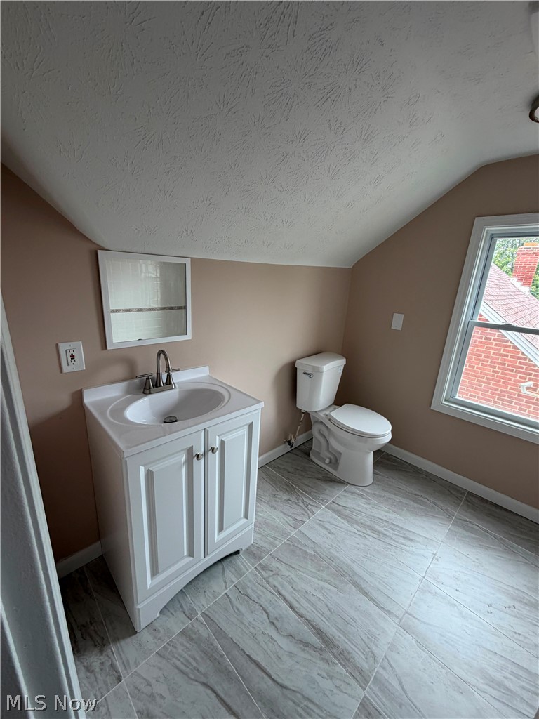 4275 W 137th Street Cleveland OH 44135
