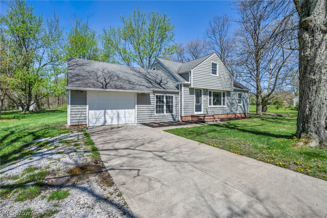 25595 Highland Road Richmond Heights OH 44143