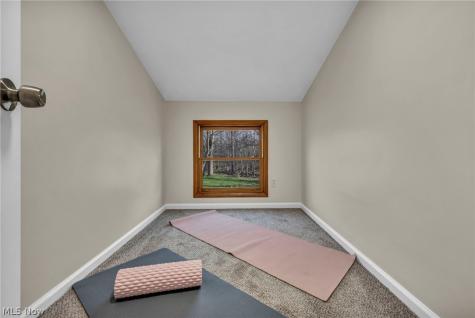25595 Highland Road Richmond Heights OH 44143