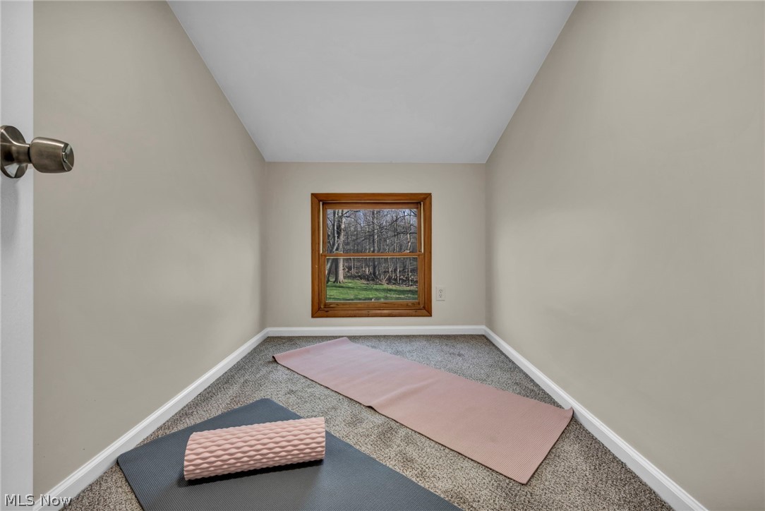 25595 Highland Road Richmond Heights OH 44143