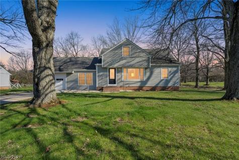 25595 Highland Road Richmond Heights OH 44143