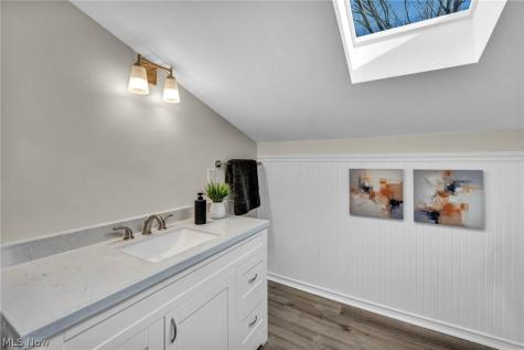 25595 Highland Road Richmond Heights OH 44143