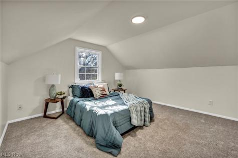 25595 Highland Road Richmond Heights OH 44143