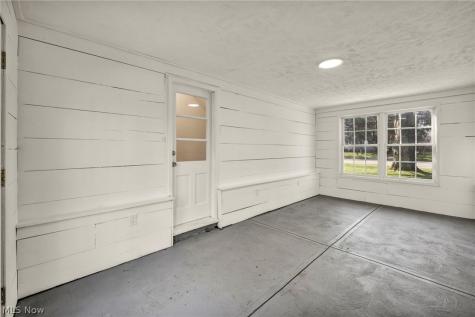 25595 Highland Road Richmond Heights OH 44143