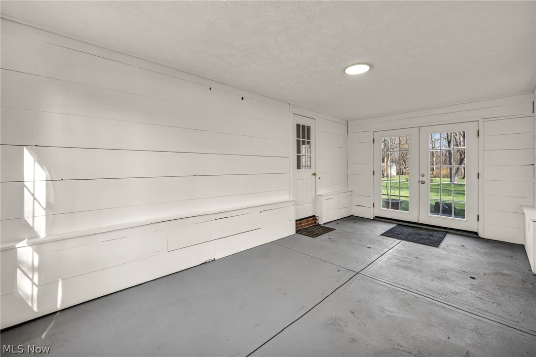 25595 Highland Road Richmond Heights OH 44143