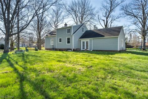 25595 Highland Road Richmond Heights OH 44143