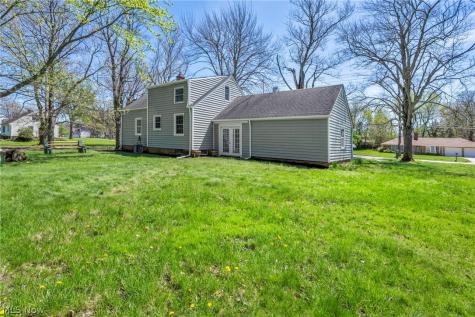 25595 Highland Road Richmond Heights OH 44143