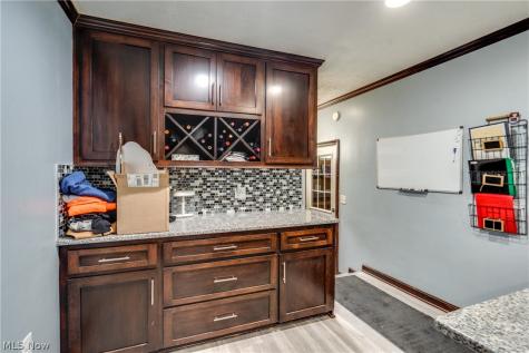 7320 Lourelton Avenue NW North Canton OH 44720