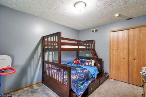 1843 Springfield Center Road Akron OH 44312