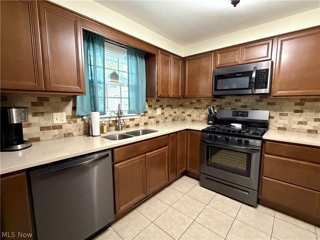 875 Princeton Avenue Amherst OH 44001