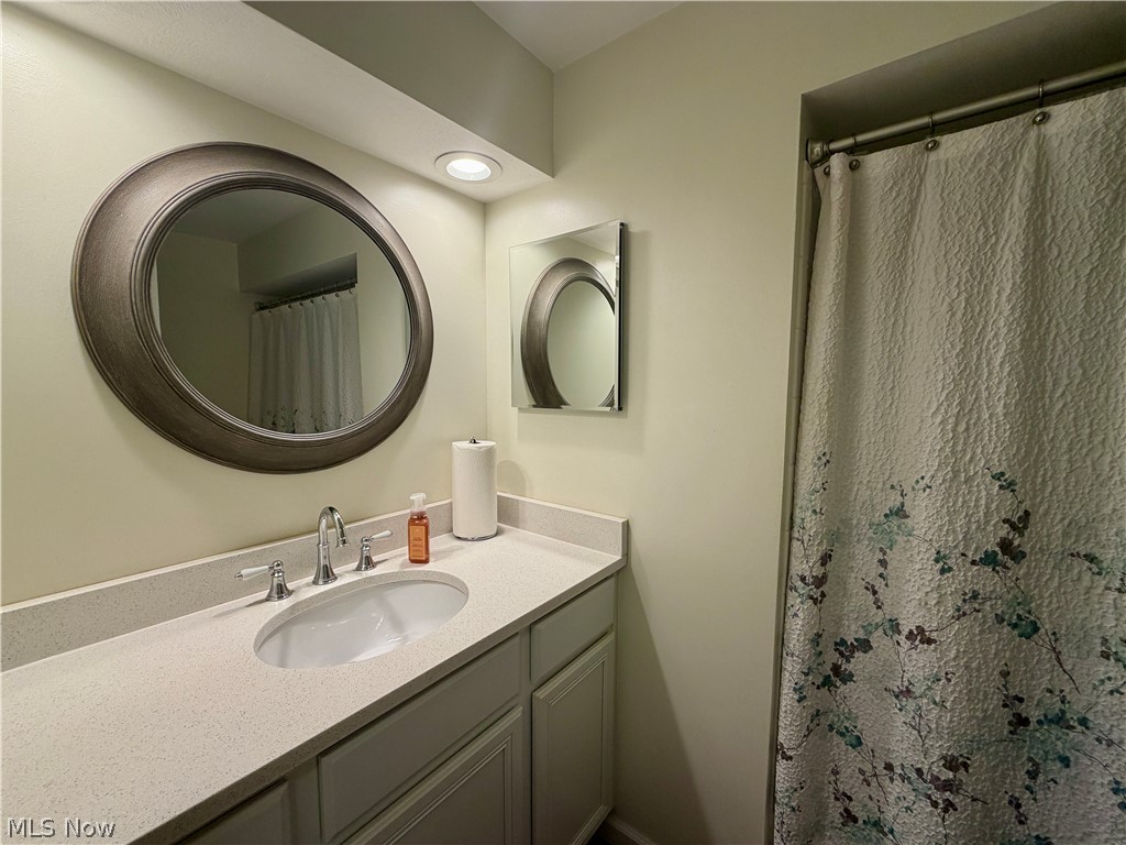 875 Princeton Avenue Amherst OH 44001