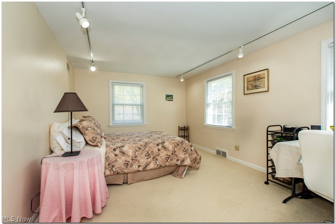 2677 Rocklyn Road Shaker Heights OH 44122