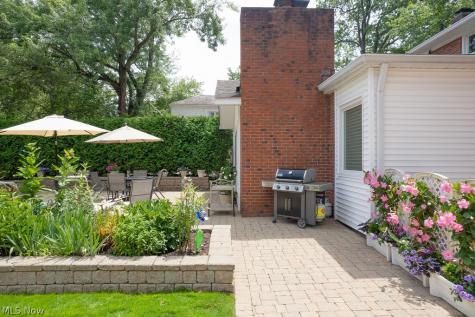 2677 Rocklyn Road Shaker Heights OH 44122