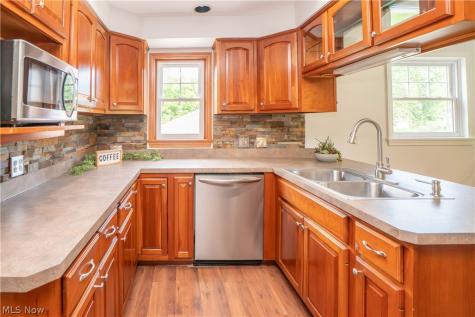 3920 Ashwood Street NW Canton OH 44708