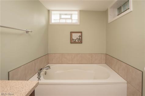 3920 Ashwood Street NW Canton OH 44708