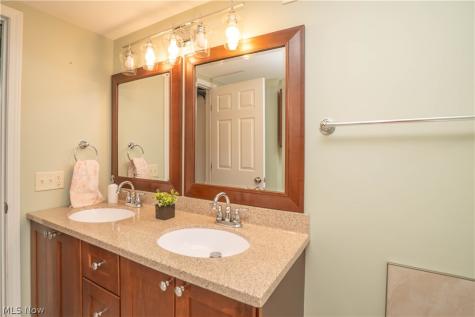 3920 Ashwood Street NW Canton OH 44708