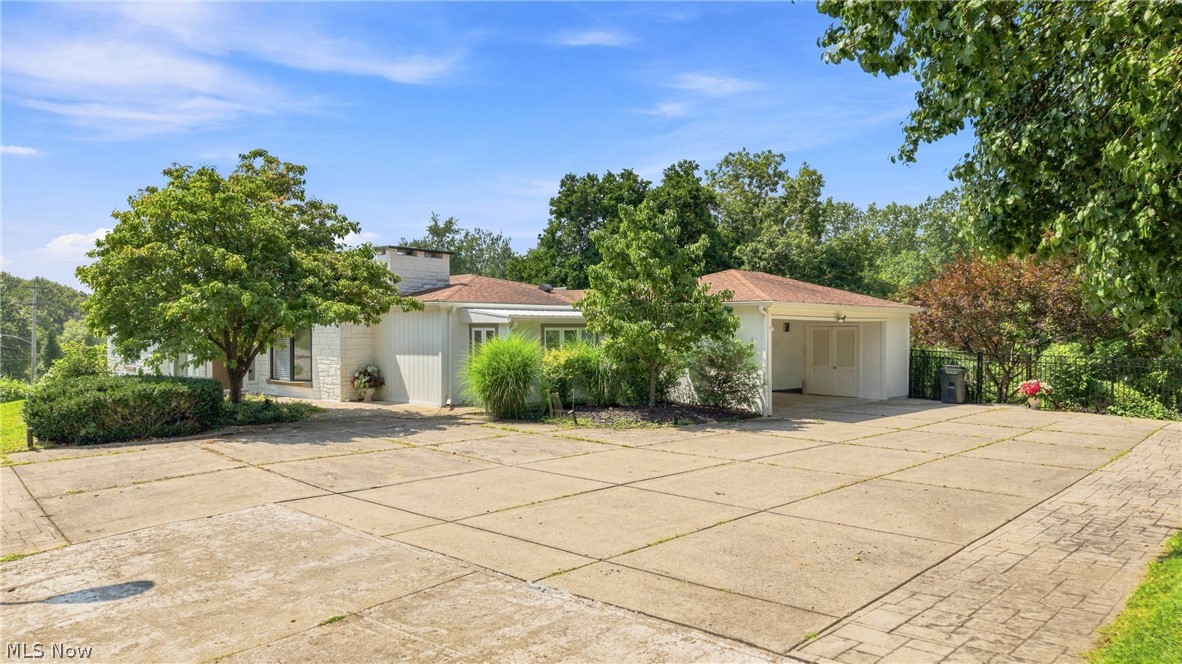 789 Colegate Drive Marietta OH 45750