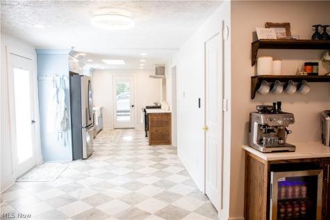 789 Colegate Drive Marietta OH 45750