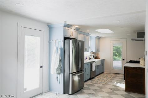789 Colegate Drive Marietta OH 45750