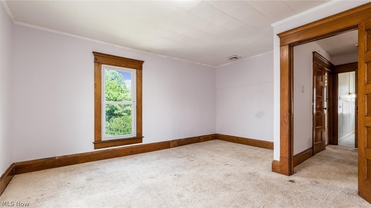 221 N 9th Street Cambridge OH 43725