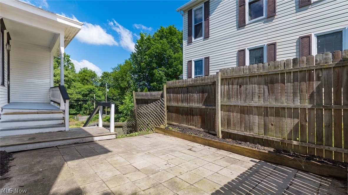 221 N 9th Street Cambridge OH 43725