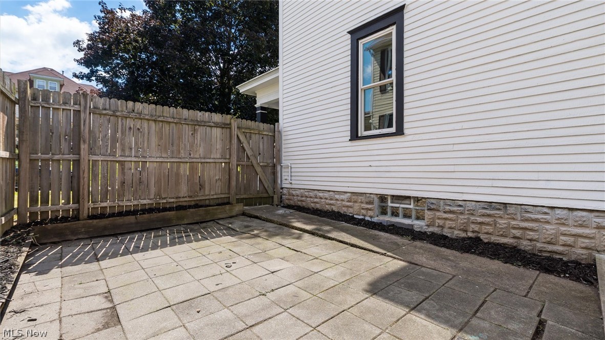 221 N 9th Street Cambridge OH 43725