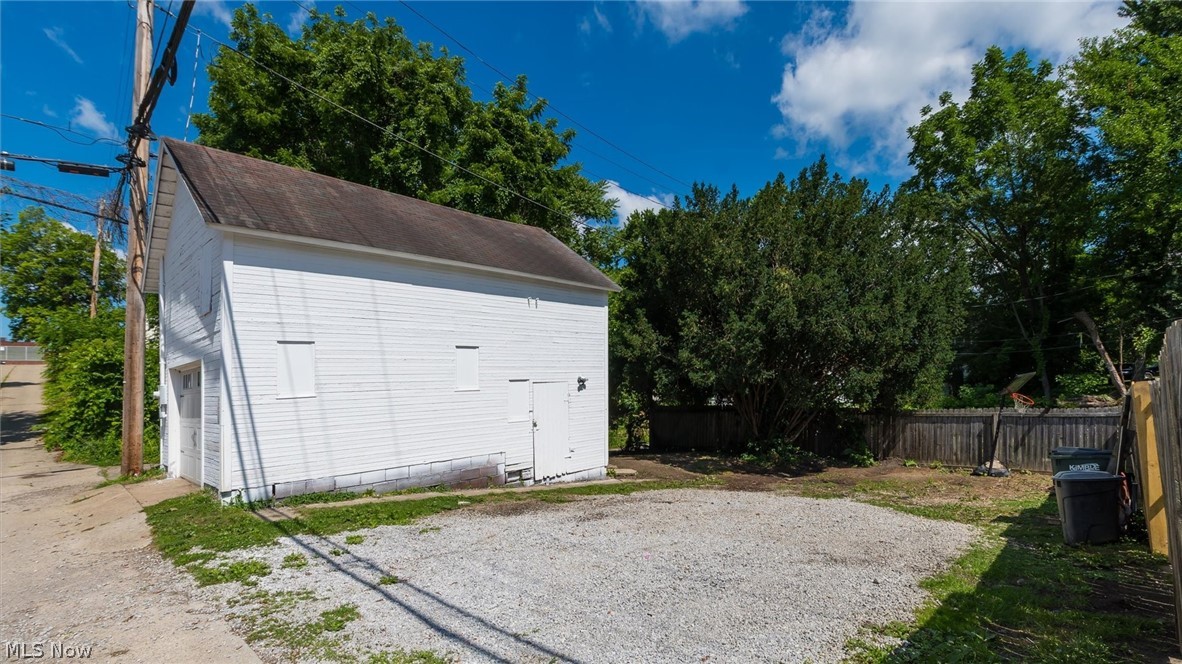 221 N 9th Street Cambridge OH 43725