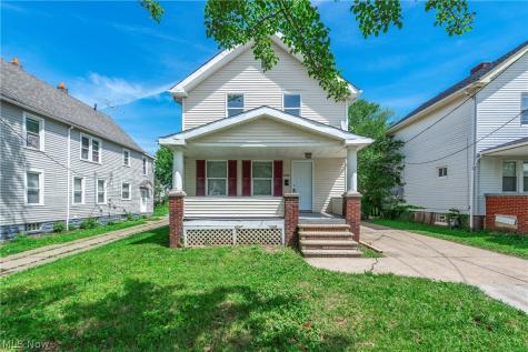 8005 Vineyard Avenue Cleveland OH 44105