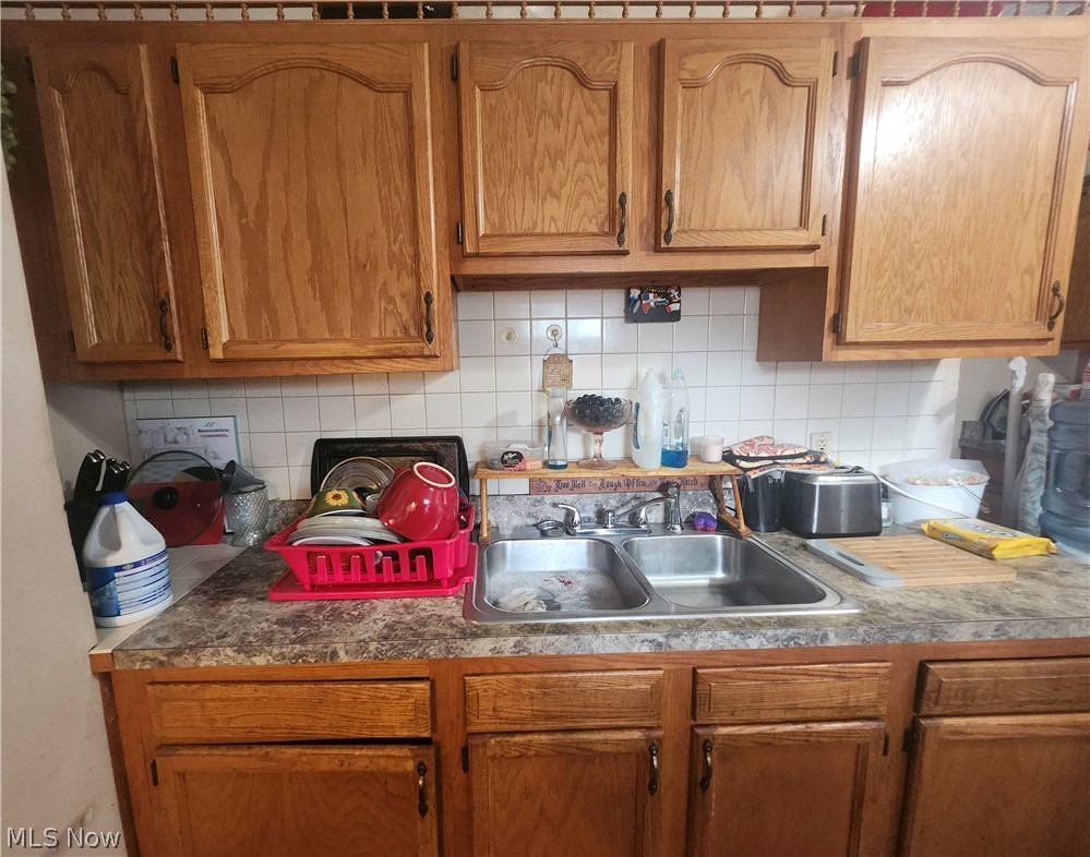 2922 Minnie Avenue Cleveland OH 44104