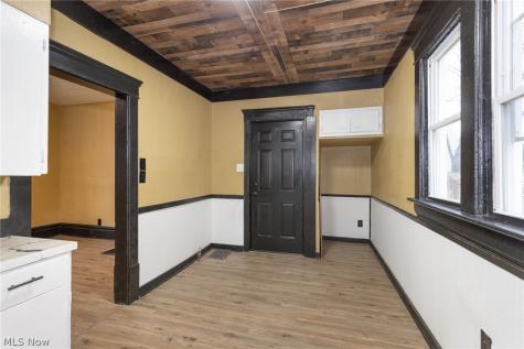 258 Oberlin Court Akron OH 44311
