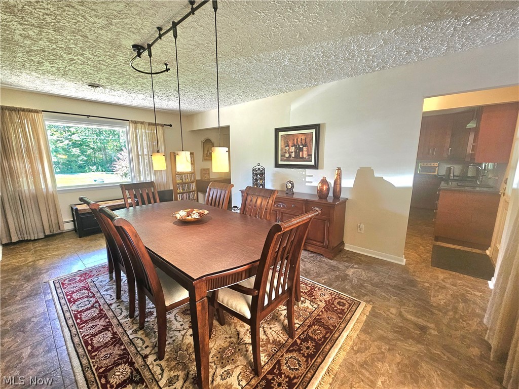 3599 Hoagland Blackstub Road Cortland OH 44410