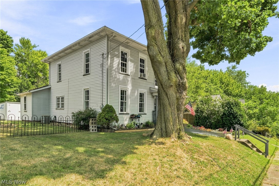 618 Guy Street NW Massillon OH 44647