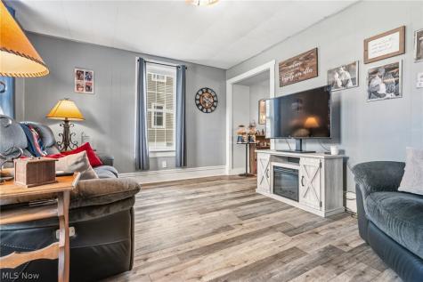 618 Guy Street NW Massillon OH 44647