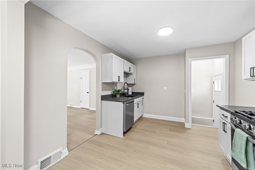 12027 Derby Road Garfield Heights OH 44125