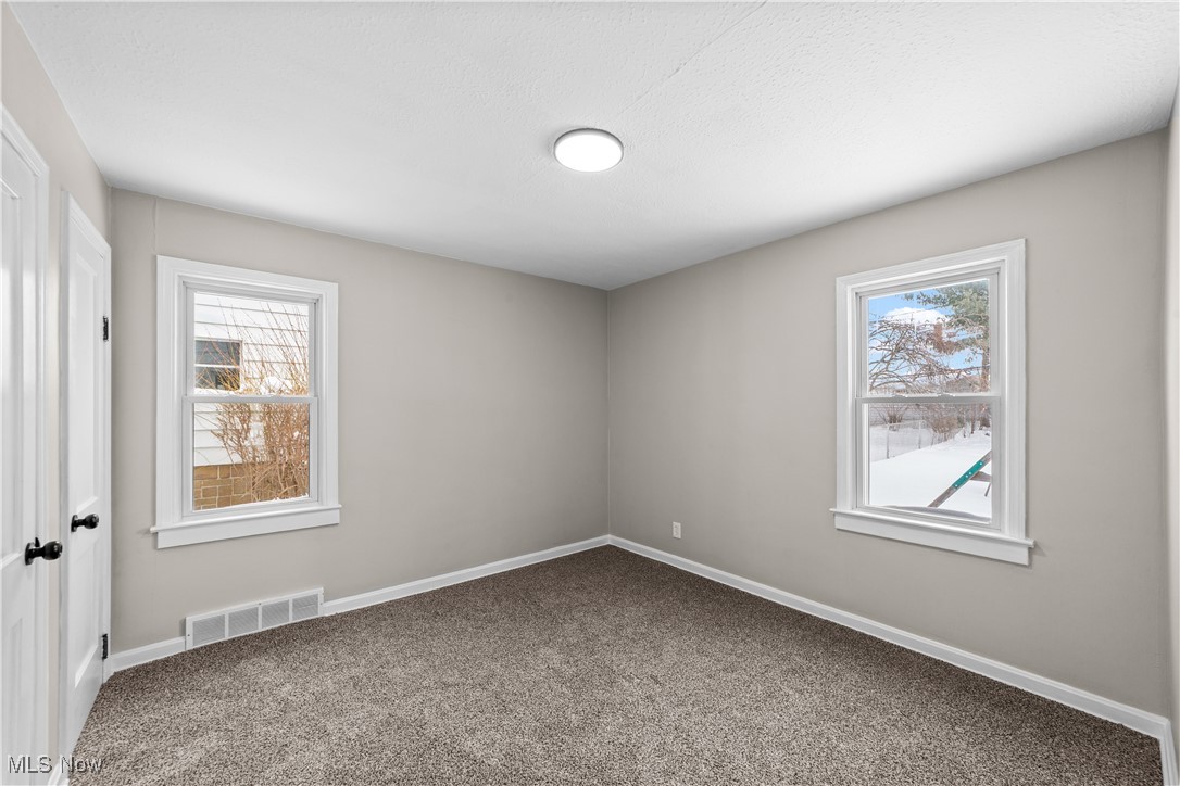 12027 Derby Road Garfield Heights OH 44125