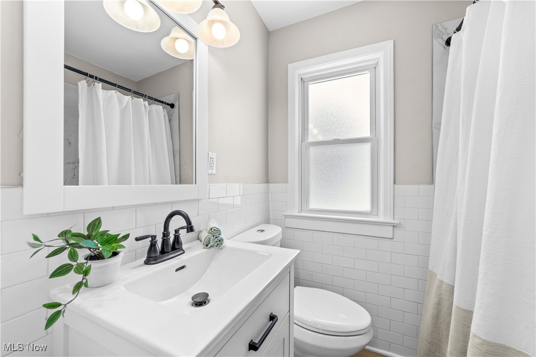 12027 Derby Road Garfield Heights OH 44125