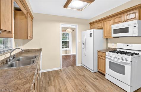 2500 N Taylor Road Cleveland Heights OH 44118