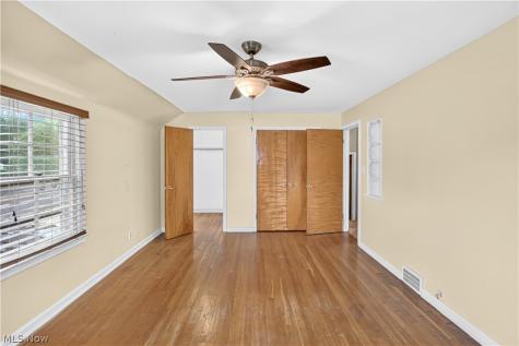 2500 N Taylor Road Cleveland Heights OH 44118